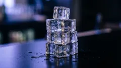 Vad är mest effektivt för att lagra energi – ett litiumbatteri eller is? Skynda dig inte att svara